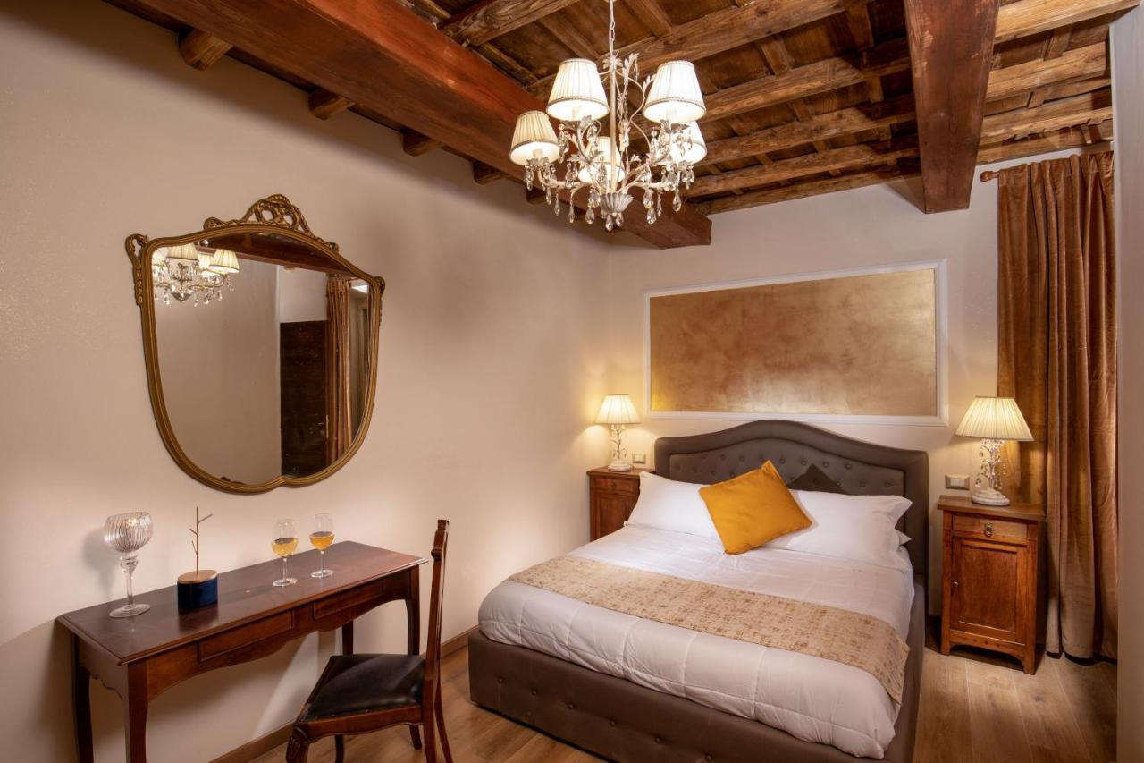 Hotel Residenza Nobile Laurina Roma Exterior foto