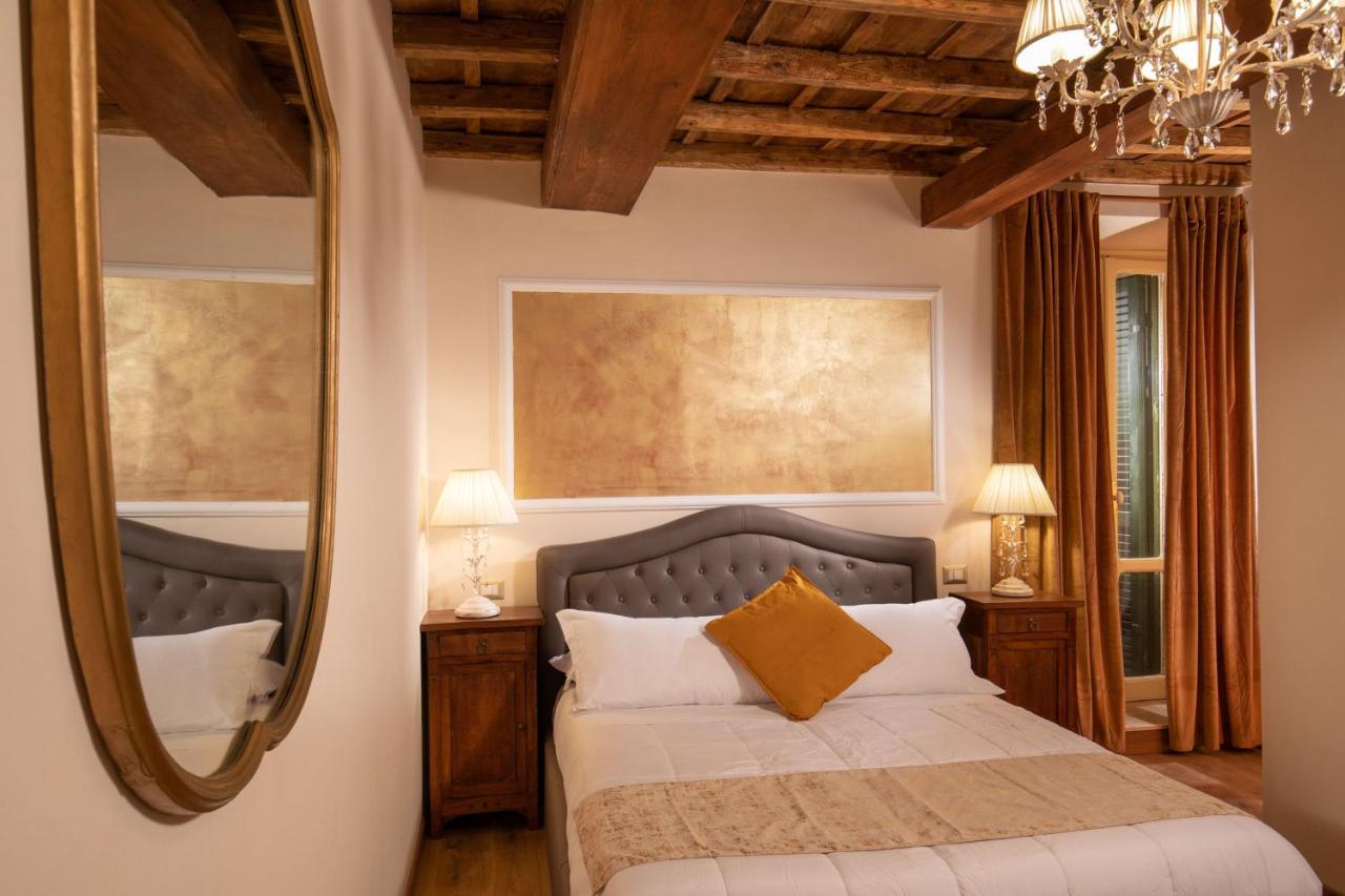 Hotel Residenza Nobile Laurina Roma Exterior foto